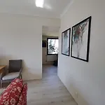 דירה Hidden Gem & Gated Parking *