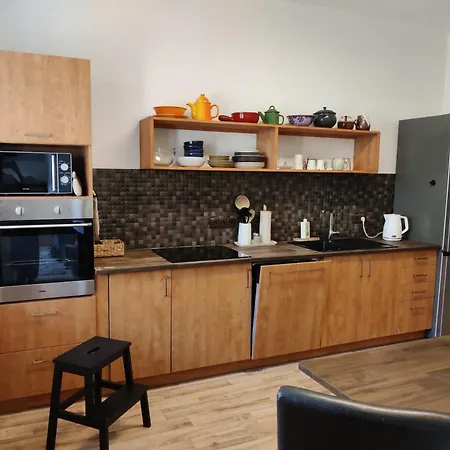 Hidden Gem & Gated Parking Apartamento